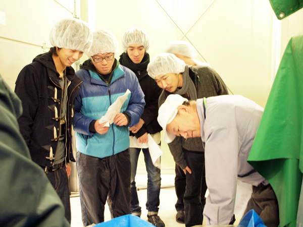 かたりび 泉区 の皆様工場見学です 店長日記